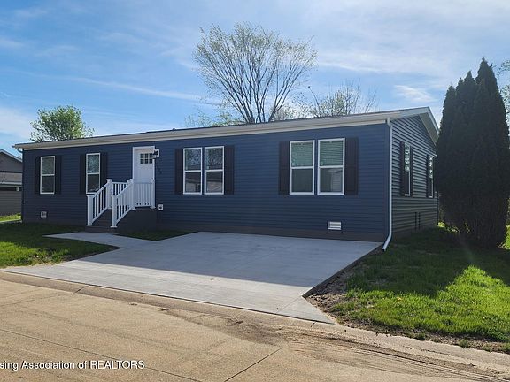 2nd image of 1184 Maple Leaf Ct