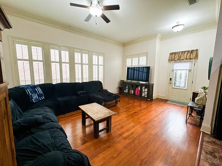 645 Summer Breeze Dr — Photo 4