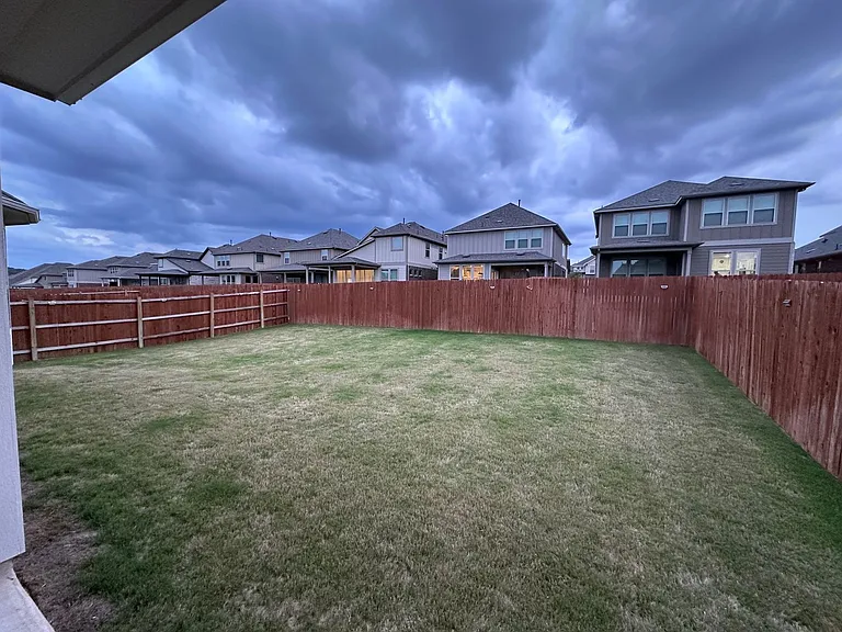 240 Canyoncrest Way — Photo 21