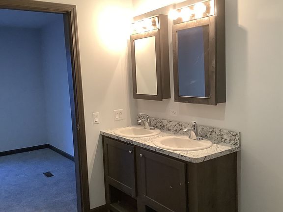 5th image of 440 60th St SE #147