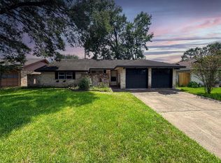 5122 Sandydale Ln, Houston, TX 77039