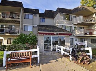 4009 Heritage Hills Dr APT 202, Bloomington, MN 55437