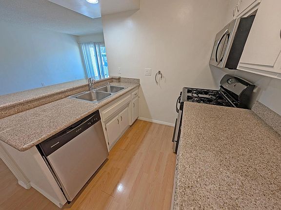 5th image of 12914 Valleyheart Dr #5