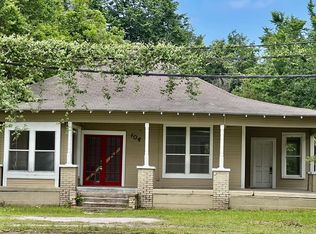 304 W Main St, Trinity, TX 75862