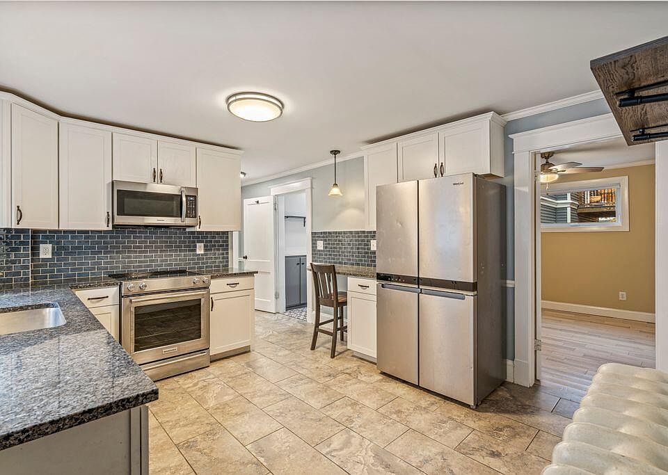 317-319 Turner Street, Auburn, ME 04210 | MLS #1642273 | Zillow