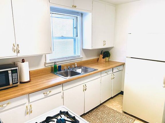 5th image of 2816 Cottage Grove Ave APT 6