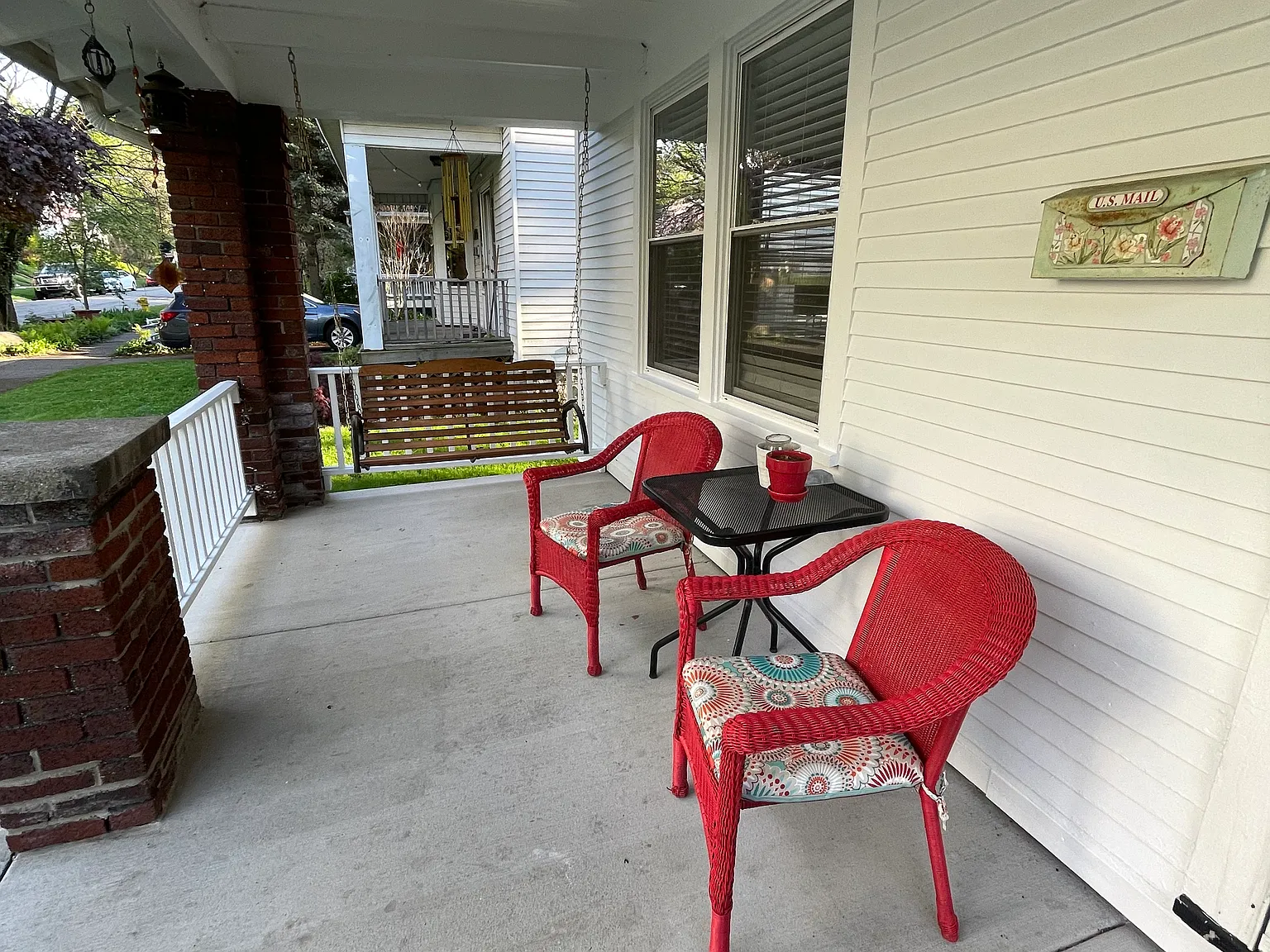 4 bed, 1303 sqft, $2,650 — Photo 3