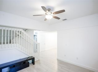350 NW 19th Ter #350, Miami, FL 33136