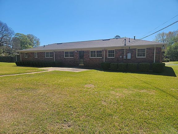 5th image of 508 Country Club Rd