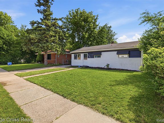 2nd image of 21740 Wellington Ave