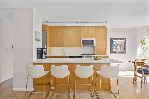 Rented by NestApple, Inc. | media 1