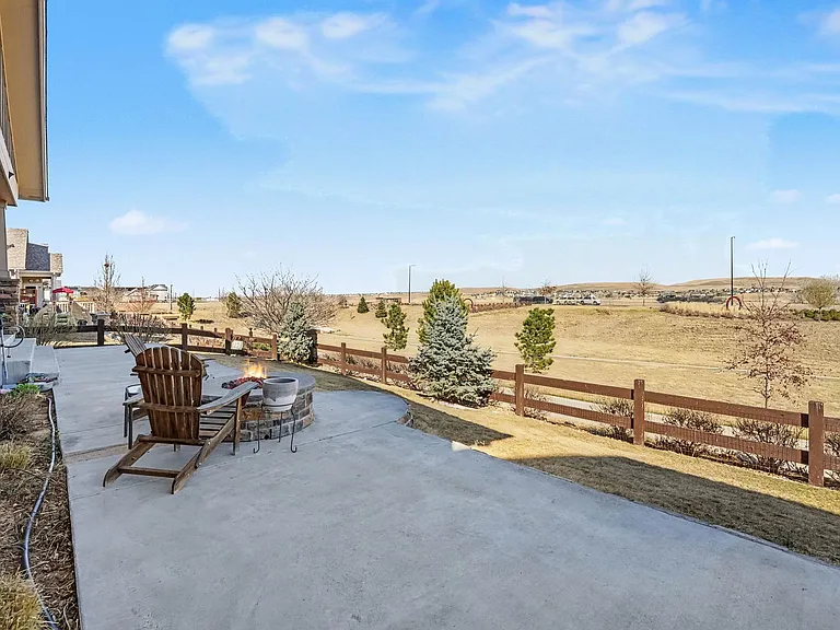 470 Grenville Cir — Photo 18