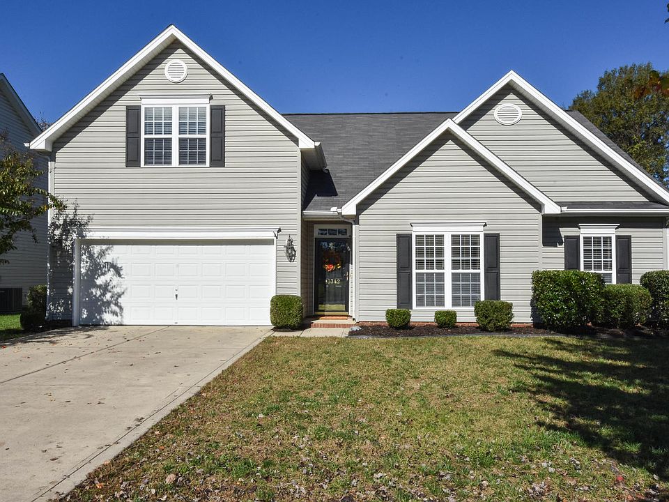 1st image of 13342 Planters Row Dr