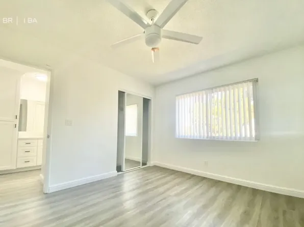 Vine Fullerton Apartments