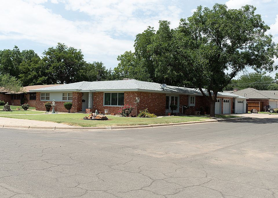 Corner Lot