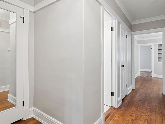 5th image of 2653 W Winnemac Ave