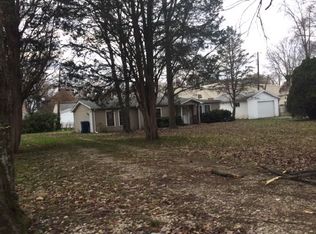 1923 S 26th St, Terre Haute, IN 47803