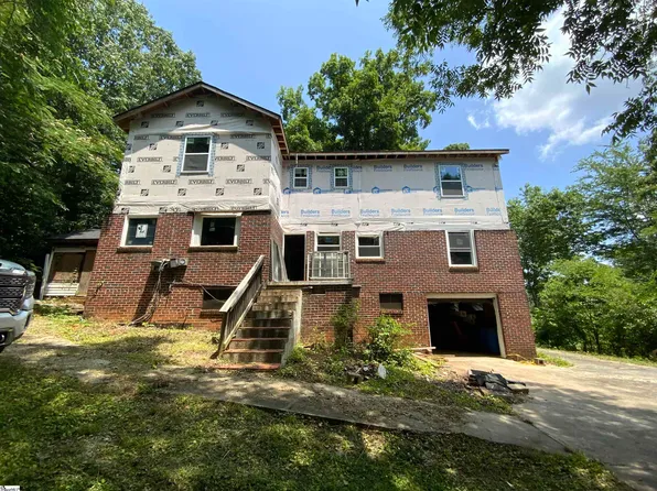 94 Bruce Rd, Greenville, SC 29605