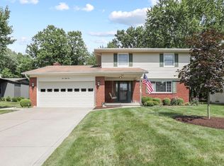 565 Wickham Way, Columbus, OH 43230