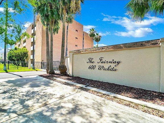 3rd image of 600 Wichita Ave APT 402-A