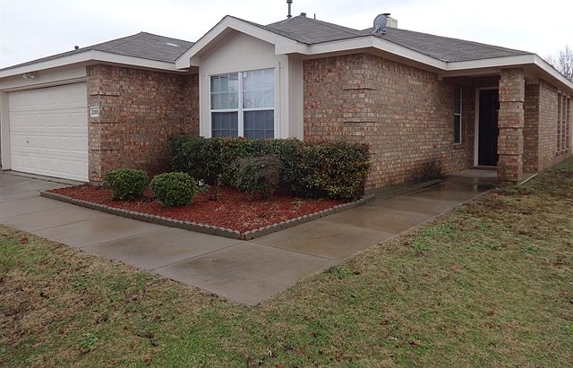 1st image of 2309 Glenhaven Dr