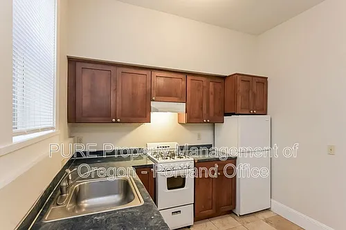 2167 SW Yamhill St #9 Photo 1 2167 SW Yamhill St #9 Photo 1