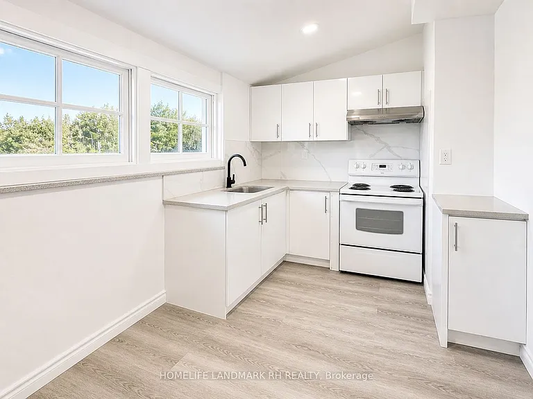 25066 Commodore Rd #102 — Photo 6