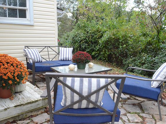 4th image of 2138 Island Home Ave
