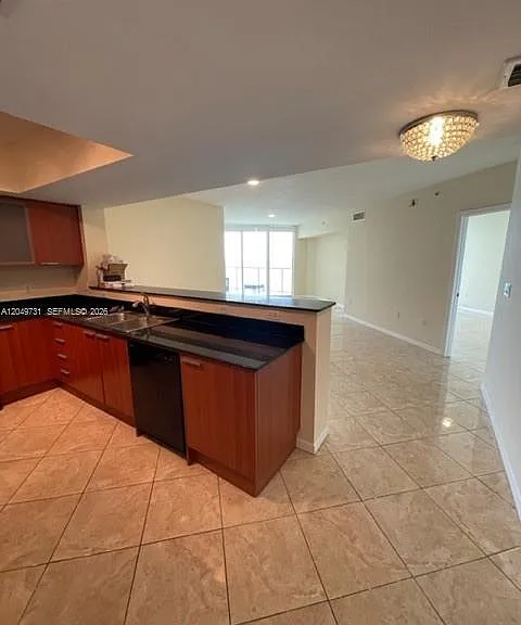 16699 Collins Ave #3910 — Photo 4