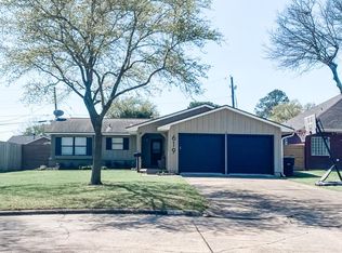 619 N 35th St, Nederland, TX 77627