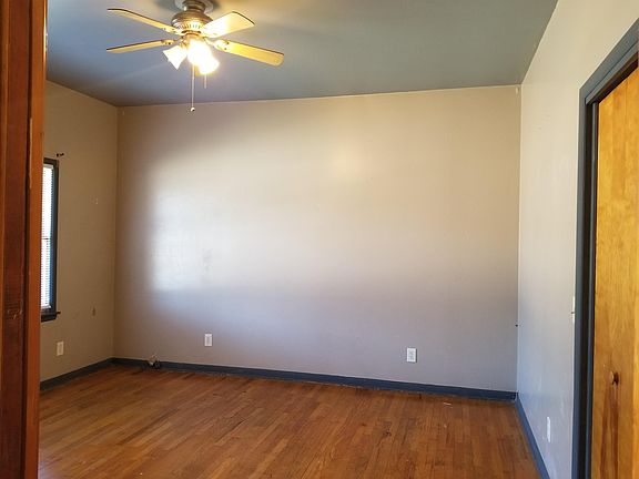 5th image of 1303 W 4th Ave