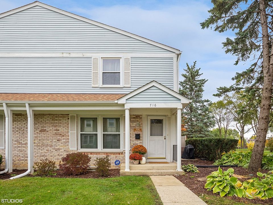 1st image of 716 Huntly Ct
