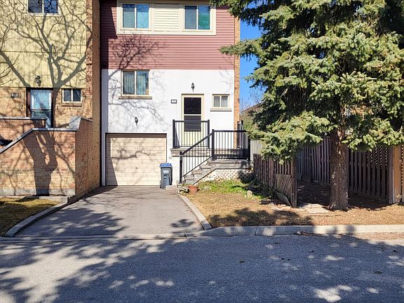 2nd image of 104 Baronwood Ct #104