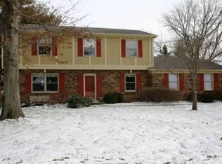11317 Moss Dr, Carmel, IN 46033