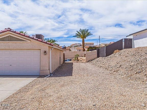 4th image of 3001 Sombrero Dr