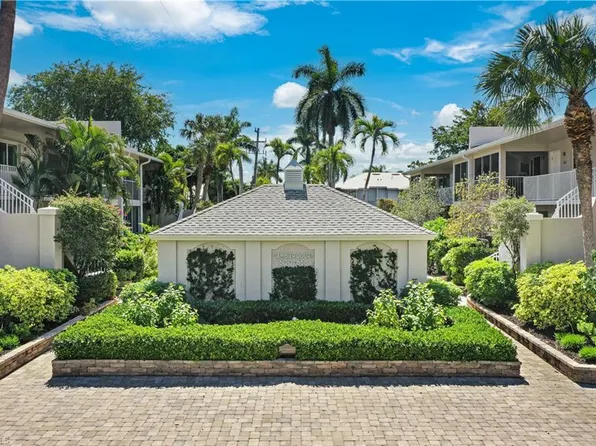 634 7th AVE S #B-634, NAPLES, FL 34102