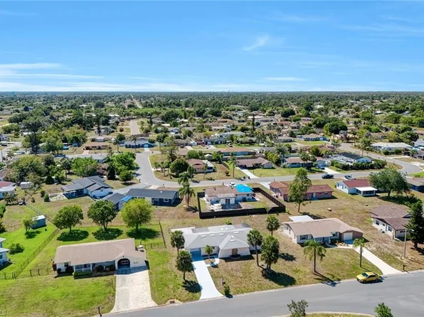 1423 Alwynne DR, LEHIGH ACRES, FL 33936