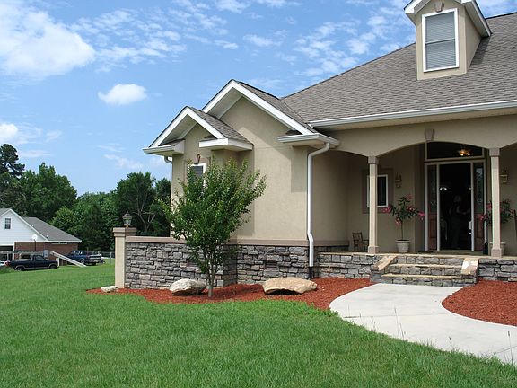 4th image of 602 Brandywine Dr