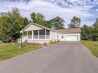 10 Tumbleweed Drive, Rochester, NH 03867