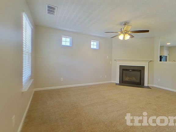 2nd image of 5495 Mountain Top Pl