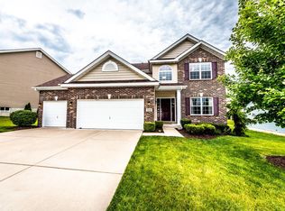5520 Emerald Ridge Dr, Saint Charles, MO 63304