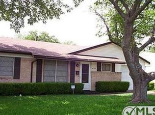418 E Fairmeadows Dr, Duncanville, TX 75116
