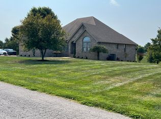 237 Hunter Trace Dr, Ewing, KY 41039