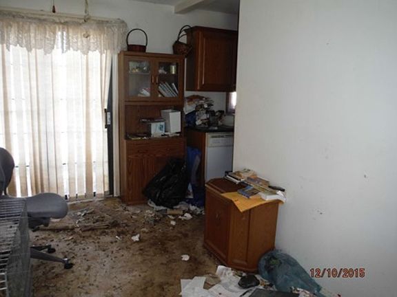 2nd image of 3021 Rush Ave