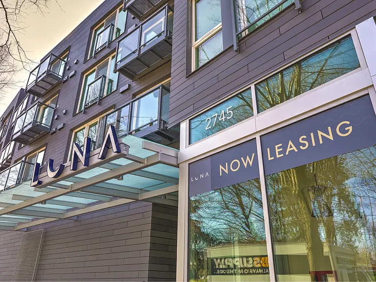 Luna West Seattle — Photo 39