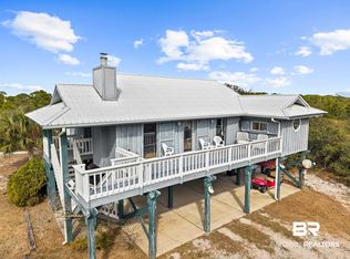 8877 Dolphin Ln, Gulf Shores, AL 36542
