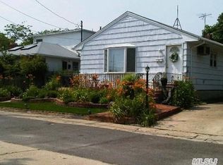 2128 Bay Blvd, Atlantic Beach, NY 11509