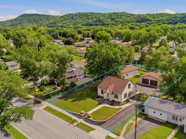310 9th AVENUE N N, Onalaska, WI 54650