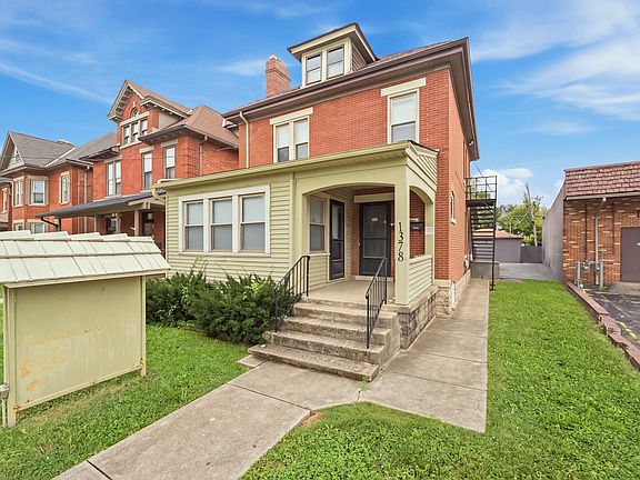 4th image of 1374 S High St #1376