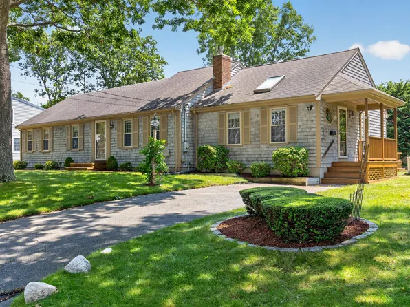 40 Cooper Road, East Falmouth, MA 02536